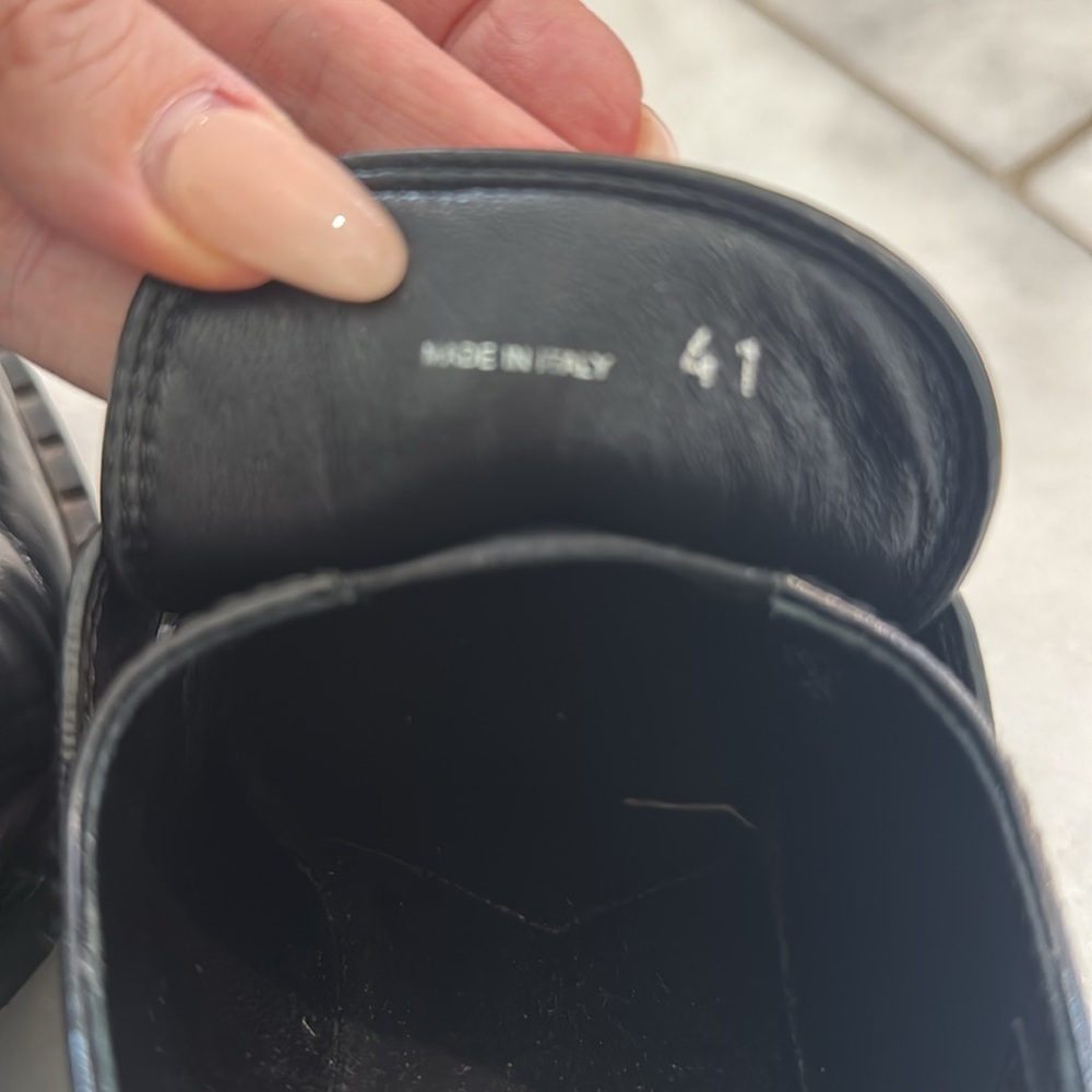 Prada Black Leather Loafers-Authentic - Picture 6 of 7